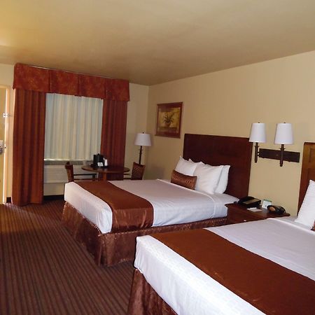 Best Western Dos Rios Junction Bagian luar foto